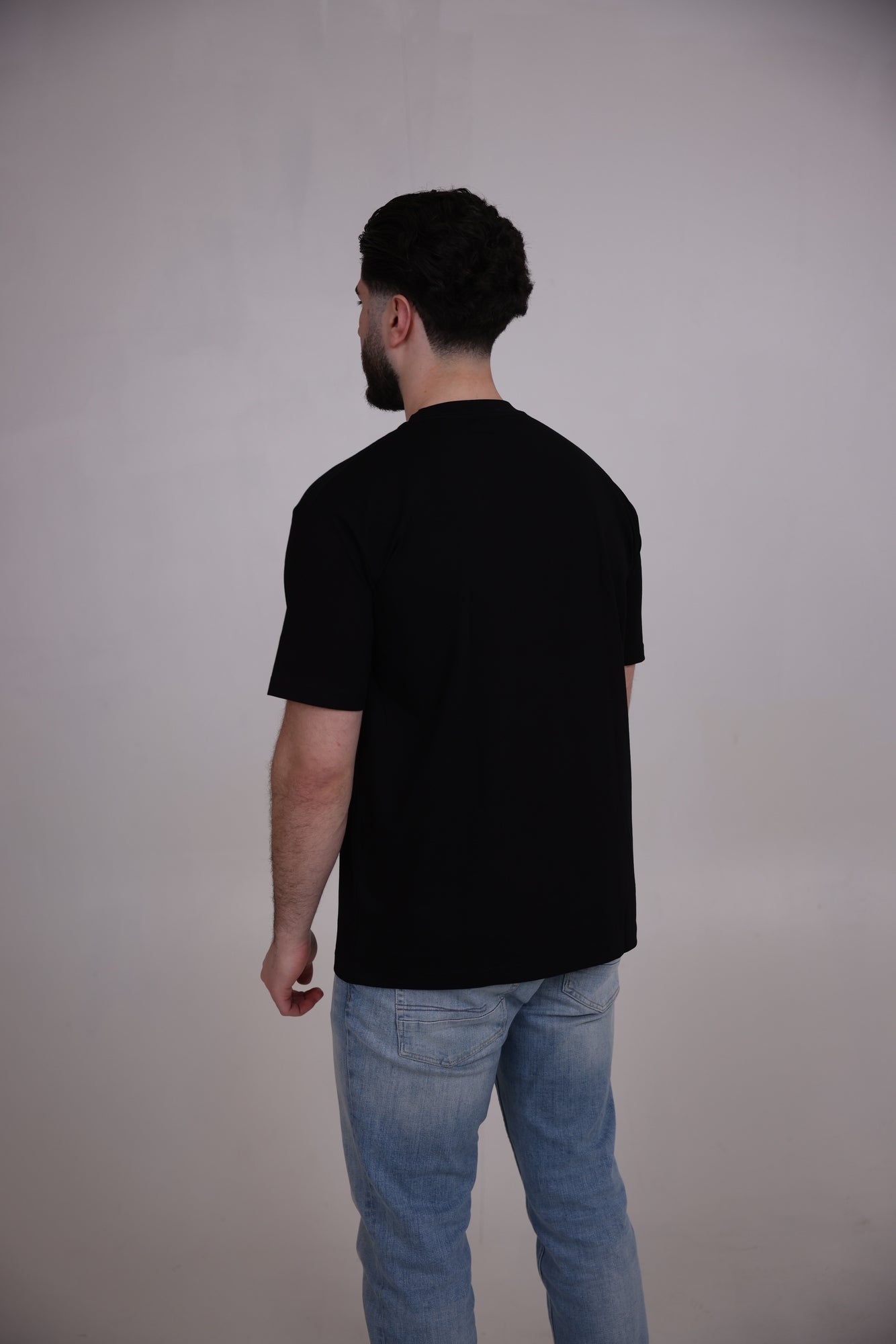Noir Atelier Tee